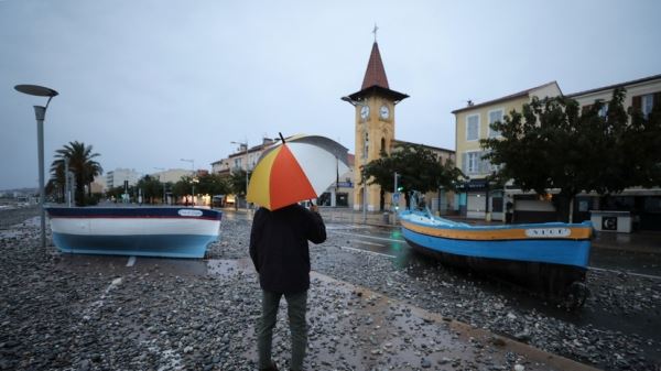 На юго-западе Франции объявлен «красный» уровень метеоопасности