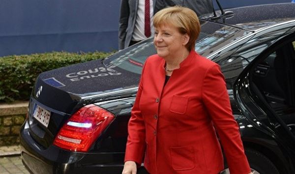 <br />
Меркель в новогоднем обращении высказалась за укрепление Европы<br />
