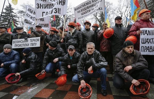 Украинские шахтеры проведут предупредительную акцию протеста