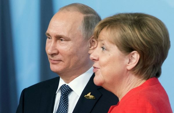 <br />
В Германии призвали Москву и Берлин сплотиться перед угрозами из США<br />
